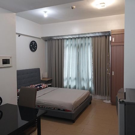 Alps At 150 Newport Blvd Condominum Near T3 Pasay Exterior foto